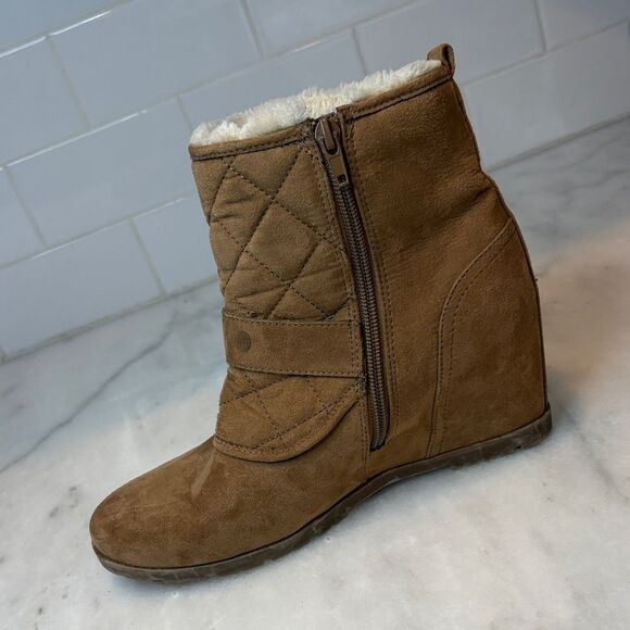 Unisa Boots Women's Quilted Suede Tan Wedge Boots - Picture 11 of 15